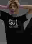 Футболка с принтом DON'T TALK JUST DANCE. Цвет черный.